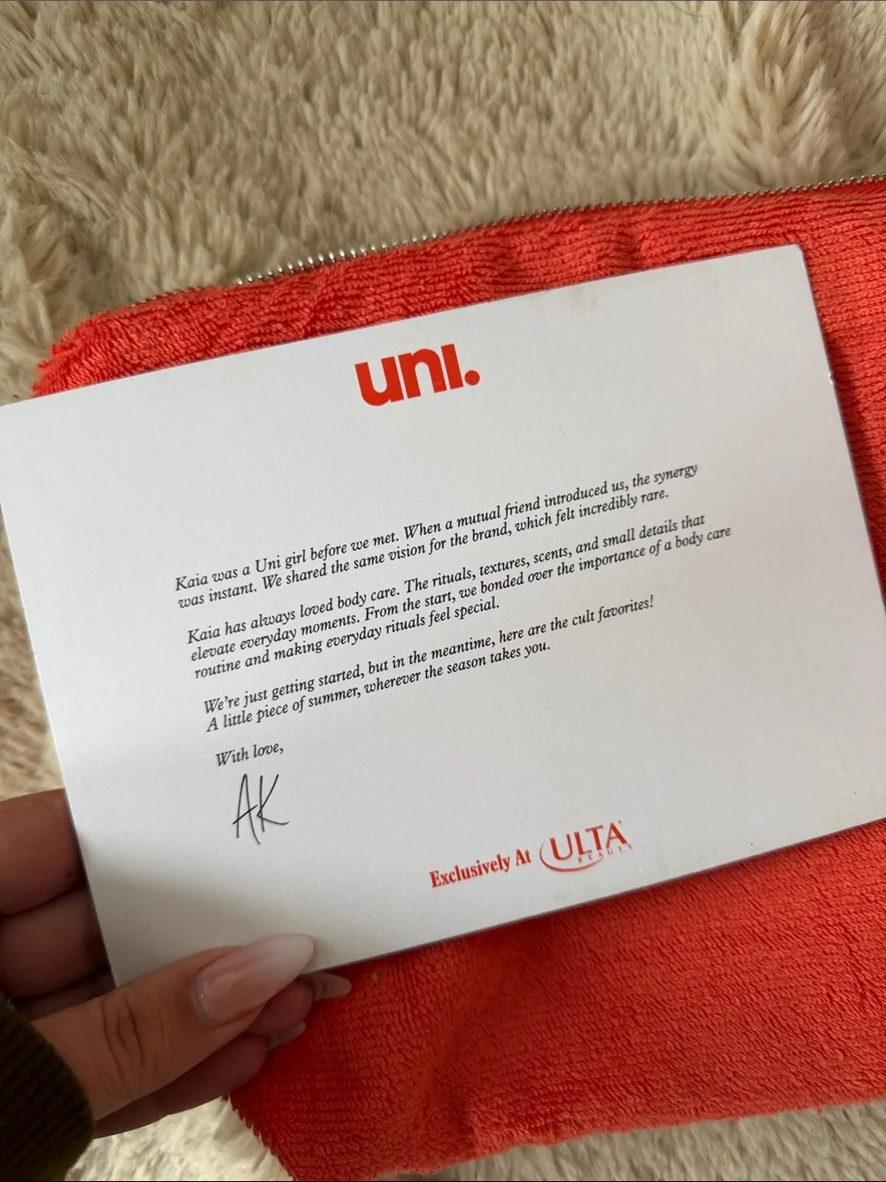NEW Uni Kaia Gerber Travel Bundle